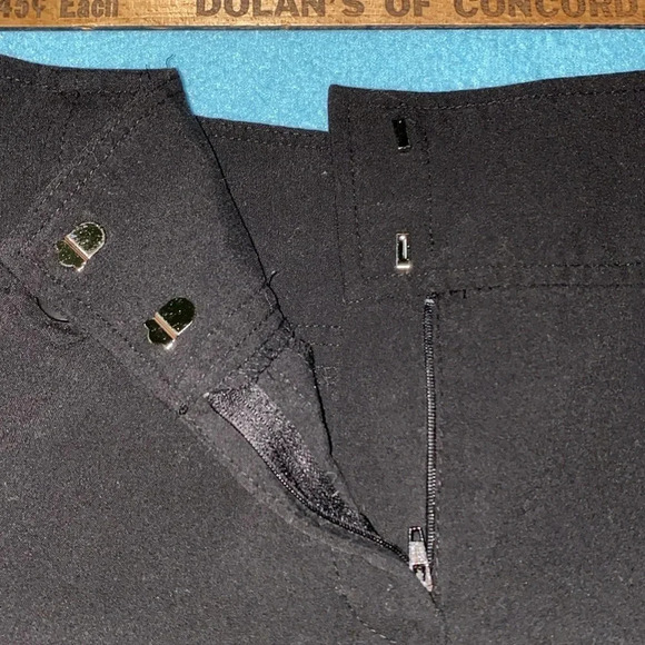 FIRST OPTION wide leg long cuffed 2 front pockets belt loops black size 10 - Picture 3 of 11